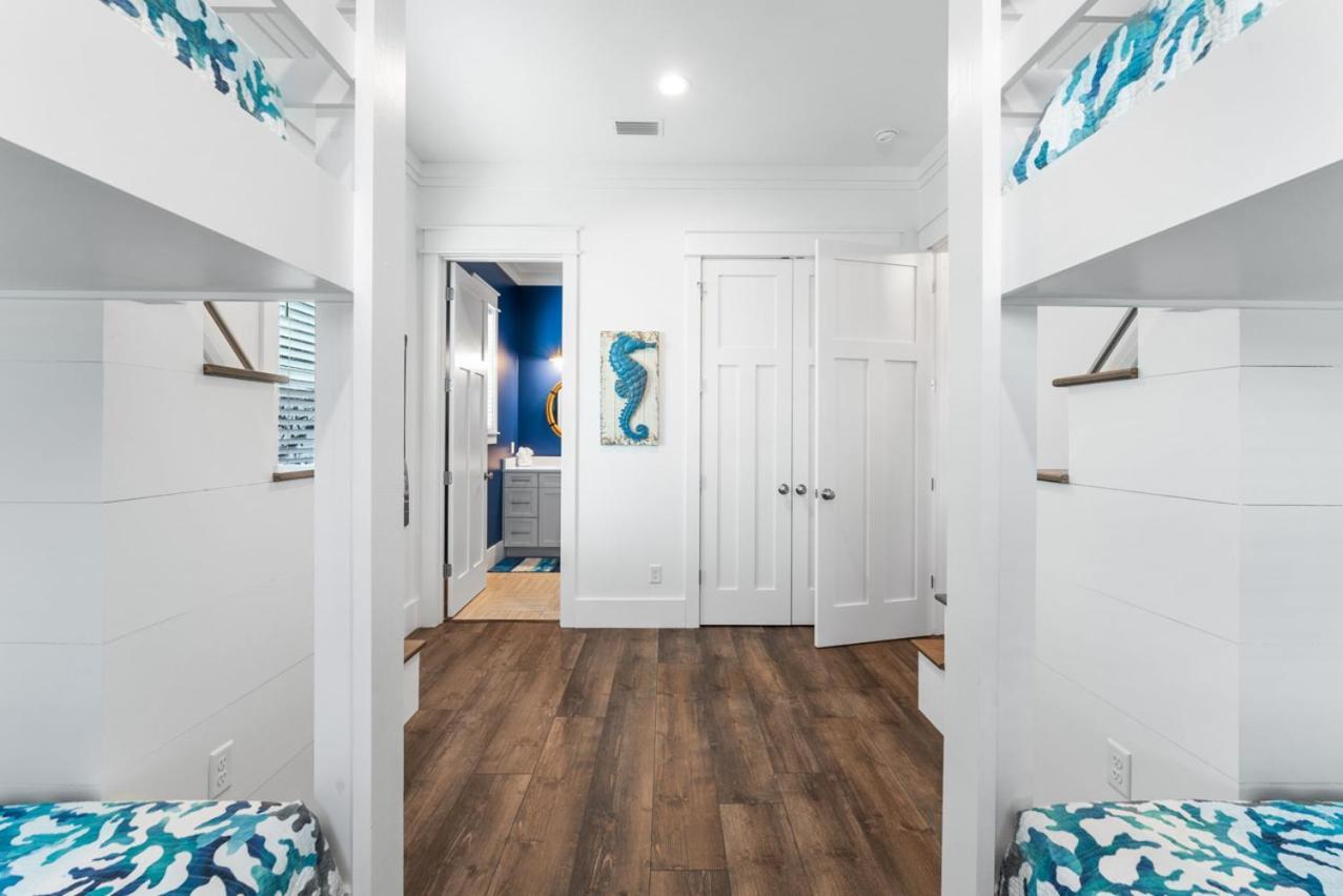 Holiday home Breezin At 19406 Fbr *